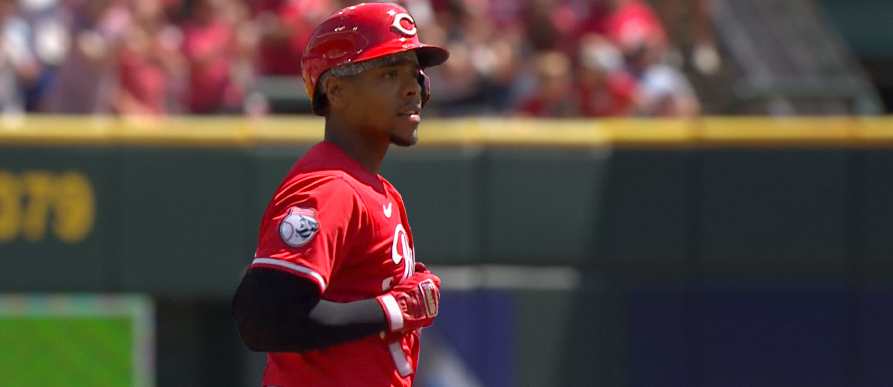 Ke'Bryan Hayes wins the Reds first Gold Glove since 2020