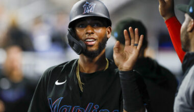 KBO's Samsung Lions Re-Sign Lewin Diaz, Ariel Jurado