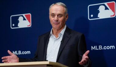 MLB, sports books cap bets on individual pitches