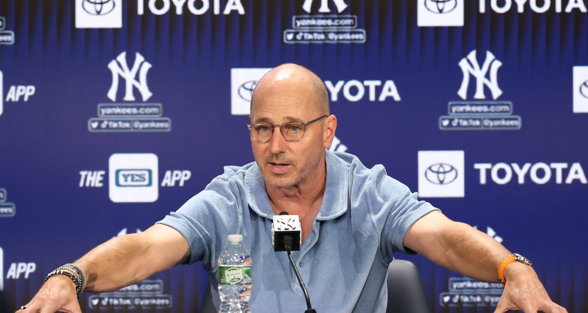 The Yankees just got punched in the mouth by cross-town rivals