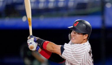 Murakami, stay away! It