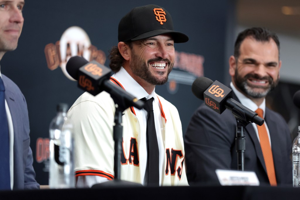 New San Francisco Giants manager Tony Vitello smiles with President of Baseball Operations Buster Posey and General Manager Zack Minasian.