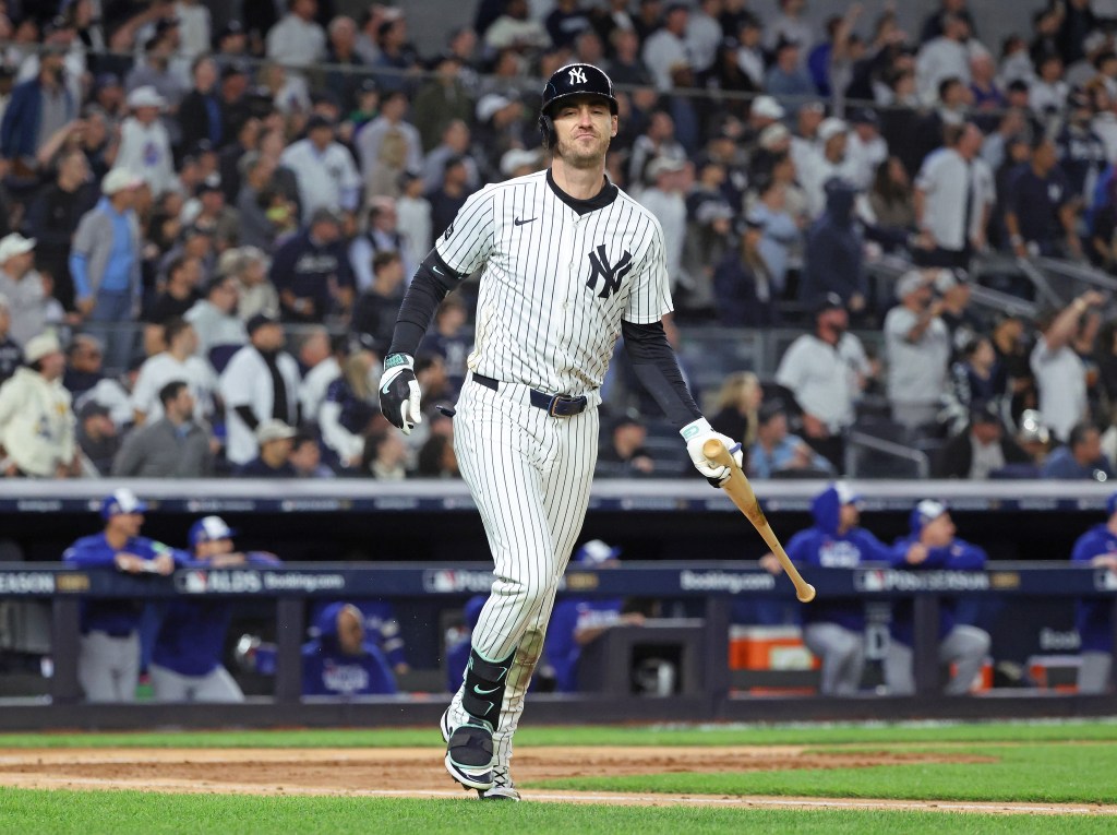 New York Yankees left fielder Cody Bellinger #35 reacts after he lines out during the 6th inning.