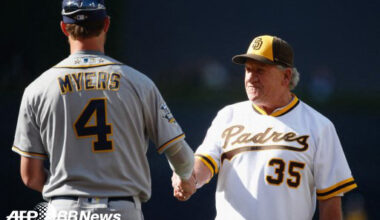 The Padres' first Cy Young Award winner Randy Jones has passed away. Photo = Padres Official X