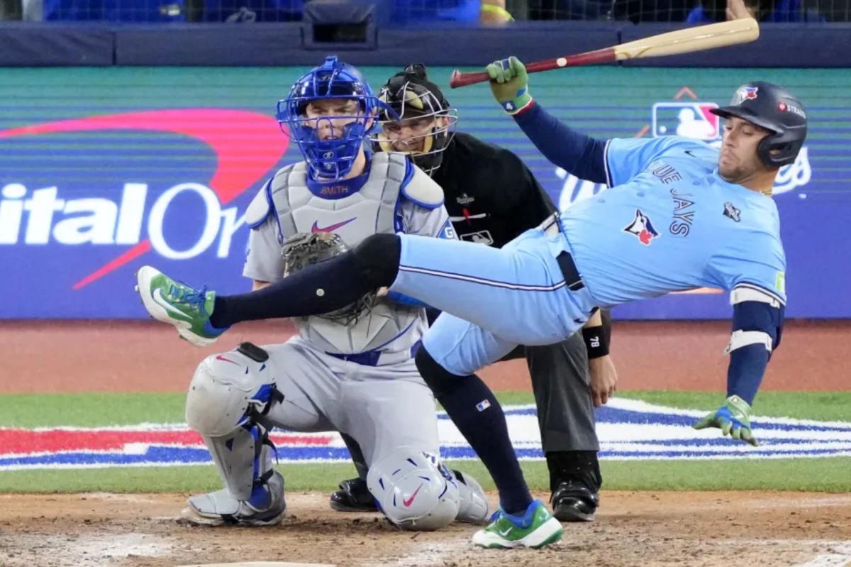 George Springer has two-hit night in return to Blue Jays' lineup