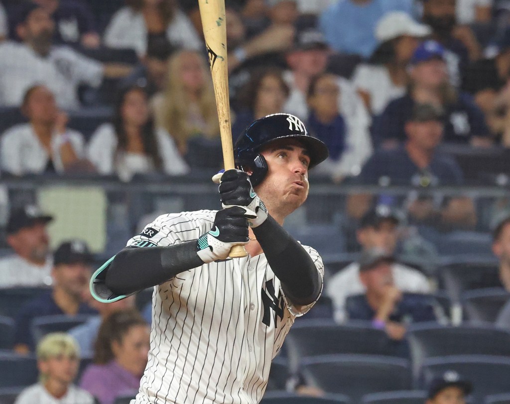New York Yankees outfielder Cody Bellinger (35) solo home run during the third inning when the New York Yankees played the Minnesota Twins Wednesday, August 13, 2025 at Yankee Stadium in the Bronx, NY.
