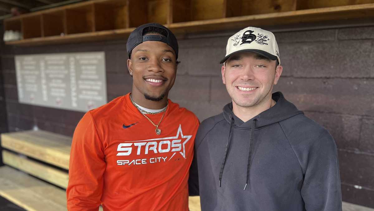 Carter Holton and Justin Thomas Jr. return home to host fall baseball camp