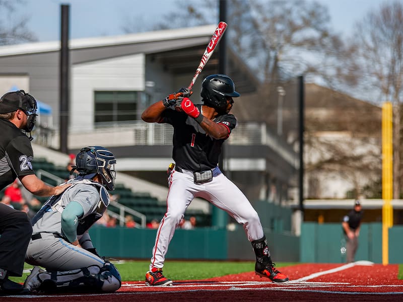 College baseball: No. 4 Bulldogs win 16th straight