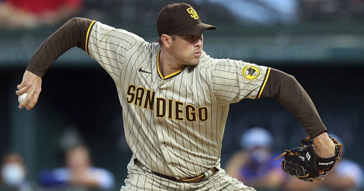 San Diego Padres hire former pitcher Craig Stammen as new manager