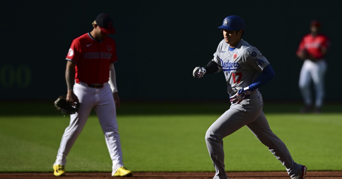 After Dodgers repeat, what are title chances for small market teams like the Guardians?