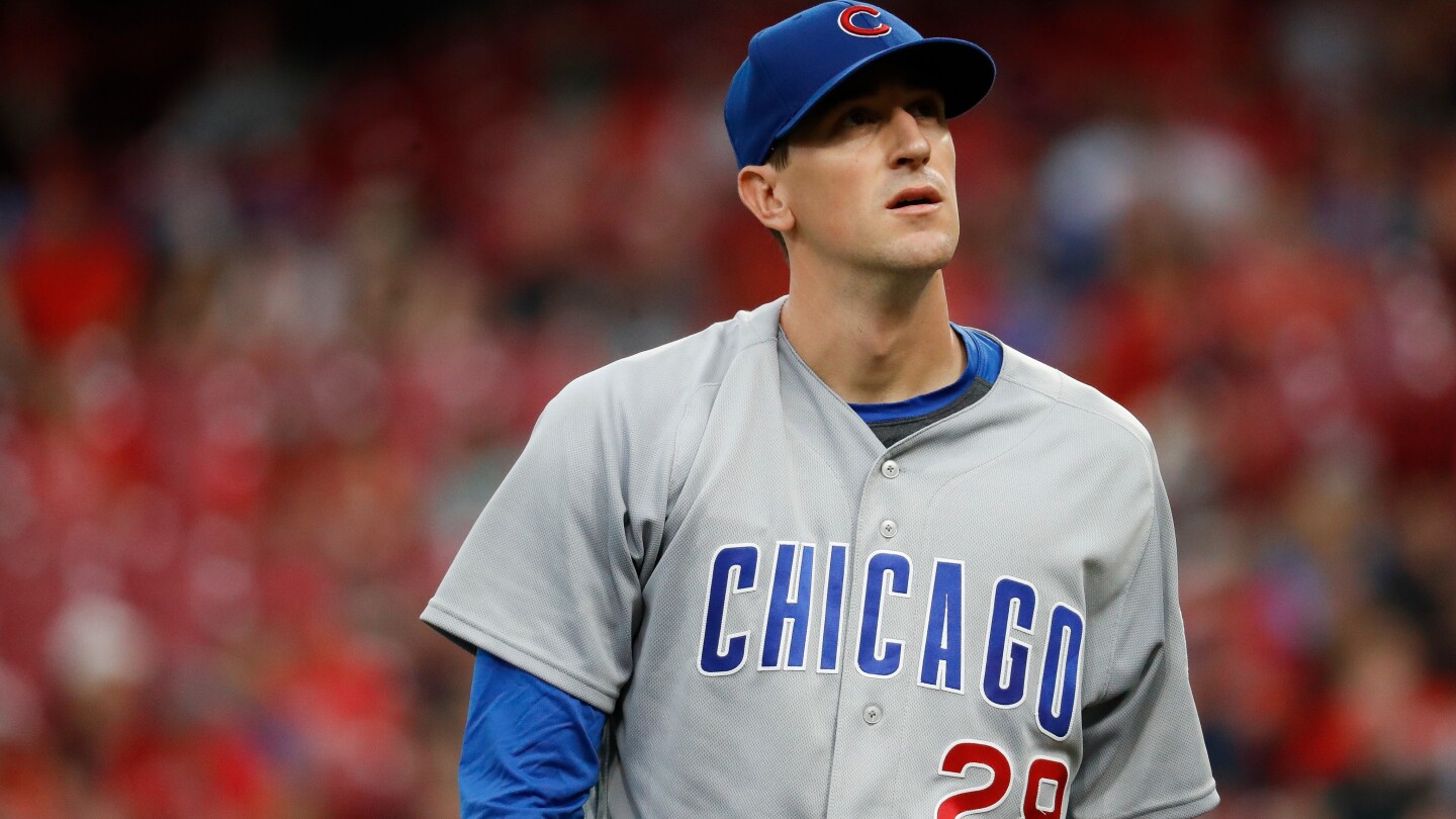 Kyle Hendricks, who helped Chicago Cubs win 2016 World Series, is retiring