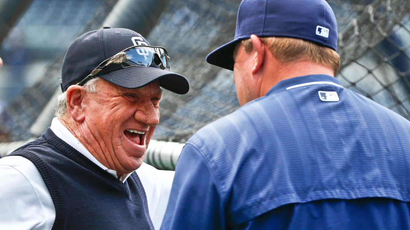 Randy Jones, the San Diego Padres' first Cy Young Award winner, dies at 75