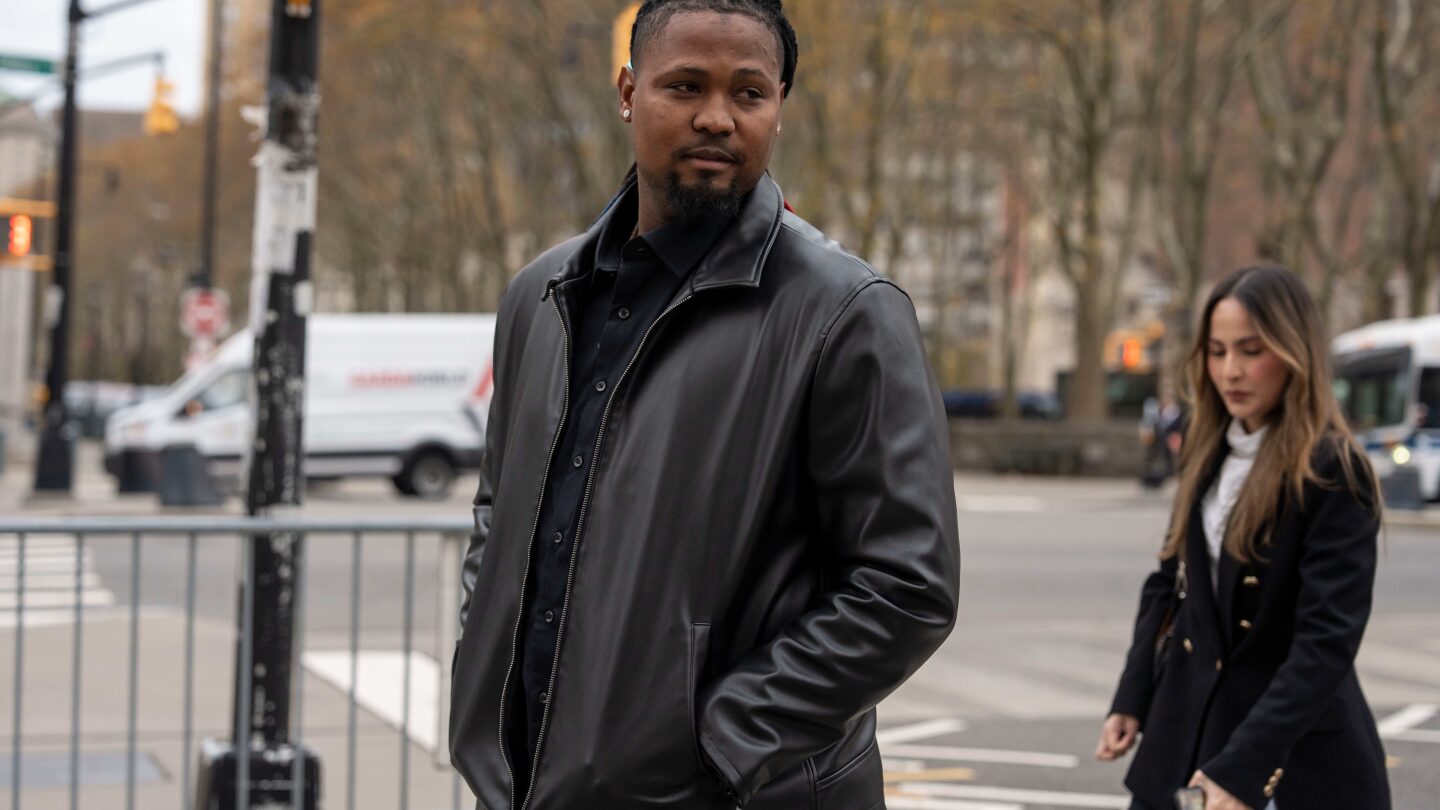 Guardians' Luis Ortiz pleads not guilty to taking bribes to aid gamblers