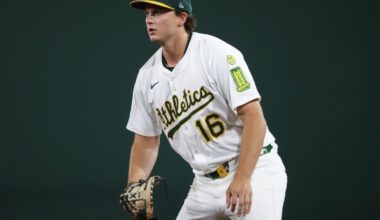 Athletics first baseman Nick Kurtz is AL Rookie of the Year. Braves' Drake Baldwin wins NL honor