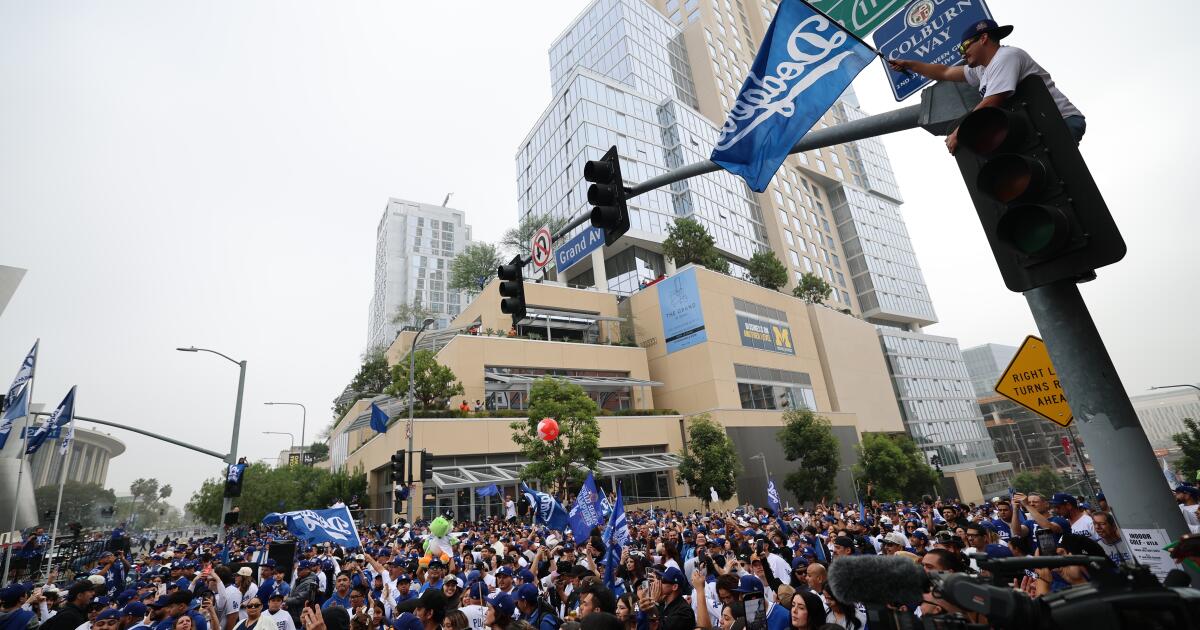Los Angeles Dodgers' victory parade draws thousands of fans