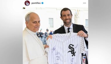 White Sox co-owner Justin Ishbia meets Pope Leo XIV — and invites him to throw first pitch at new stadium