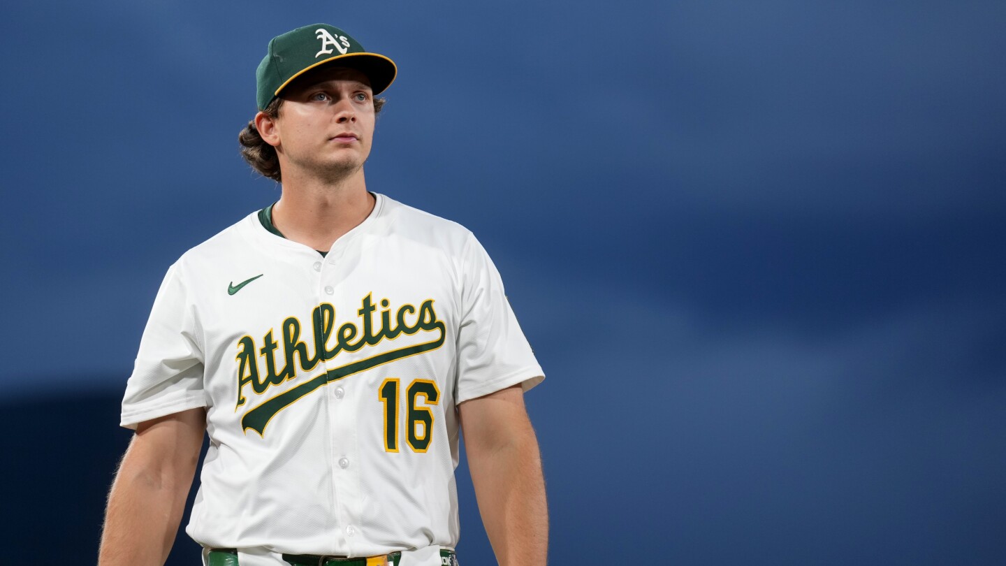 Athletics 1B Nick Kurtz wins AL Rookie of the Year award, Braves C Drake Baldwin wins NL honor