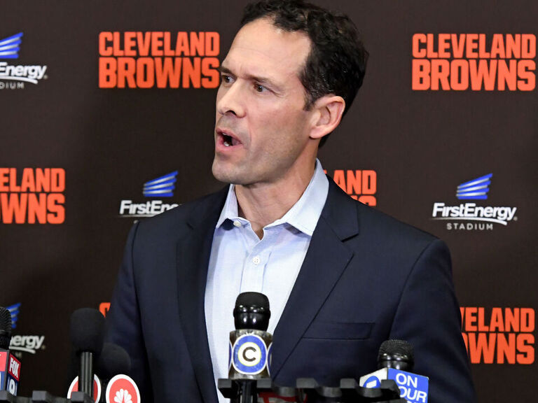Report: Rockies to hire Browns' DePodesta to run baseball ops