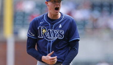 Fairbanks hits free agency after Rays decline $11M option