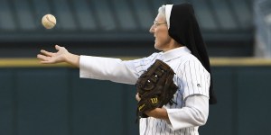 Nun who threw “perfect pitch” at Chicago Sox game to get own baseball card