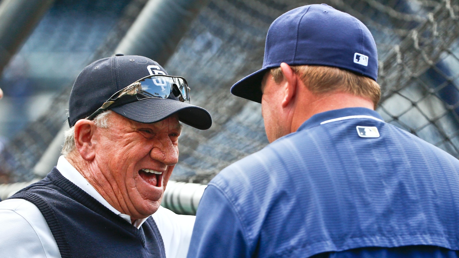 Randy Jones, the San Diego Padres' first Cy Young Award winner, dies at 75