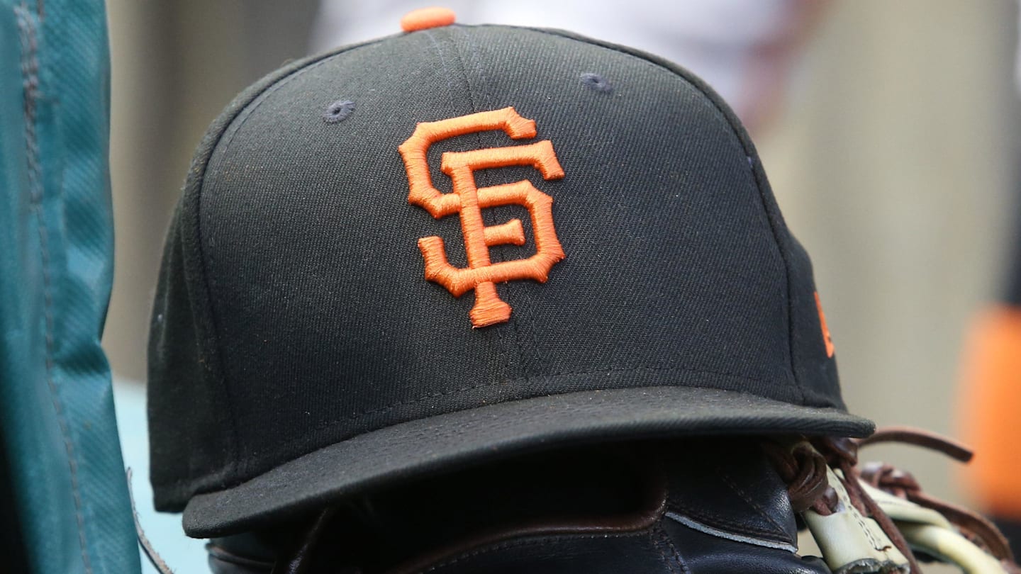 Long-Time Giants Slugger Deemed 'Perfect Match' for Rays in Free Agency