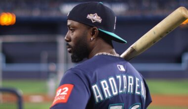 American League Championship Series - Seattle Mariners v Toronto Blue Jays - Game Seven