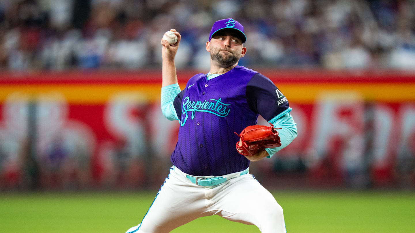 Los Angeles Dodgers v Arizona Diamondbacks