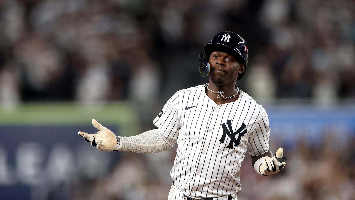 Division Series - Toronto Blue Jays v New York Yankees - Game Three