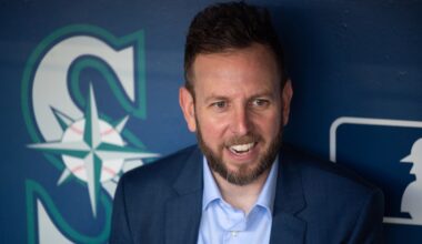 The Seattle Mariners could fill two starting spots with a spectacular St. Louis trade