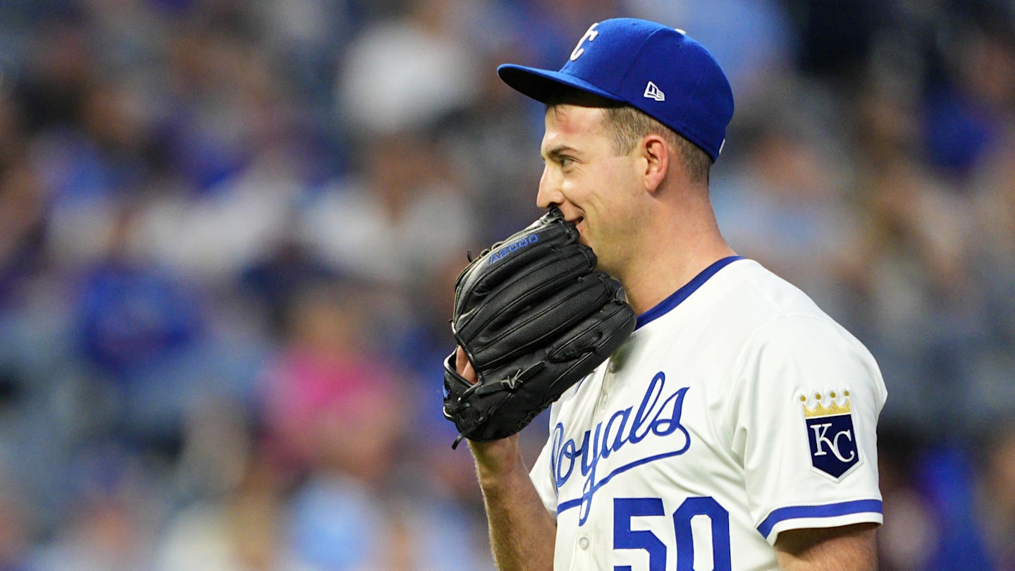 Royals Insider Drops Pessimistic Hint On Kris Bubic's Trade Market