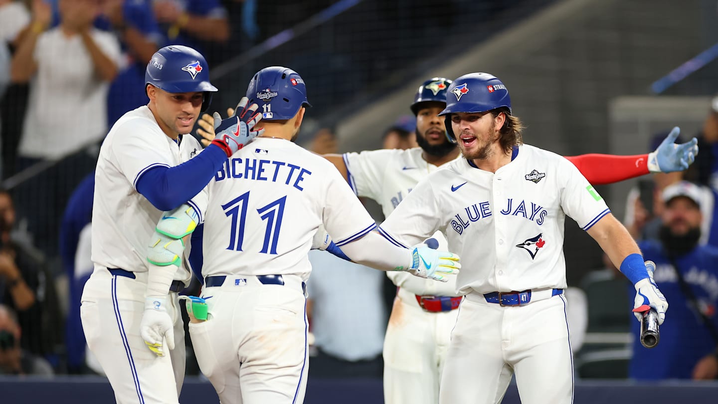 World Series - Los Angeles Dodgers v Toronto Blue Jays - Game Seven