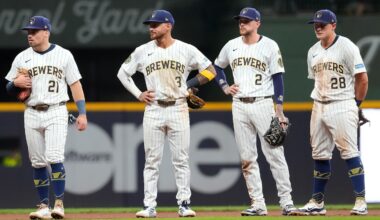 Cincinnati Reds v Milwaukee Brewers