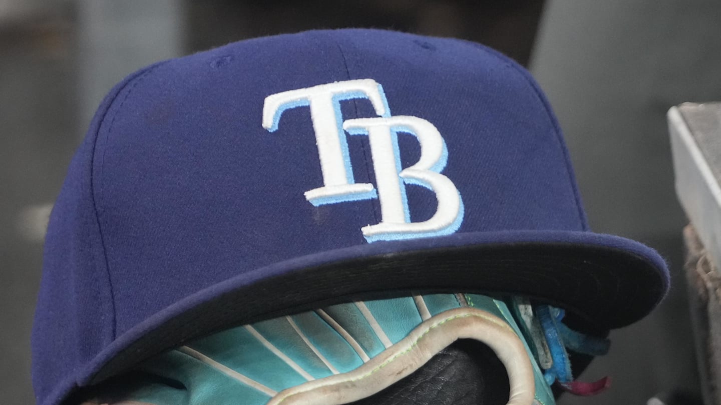 Rays Reportedly Interested in Reunion With Starting Pitcher to Bolster Rotation