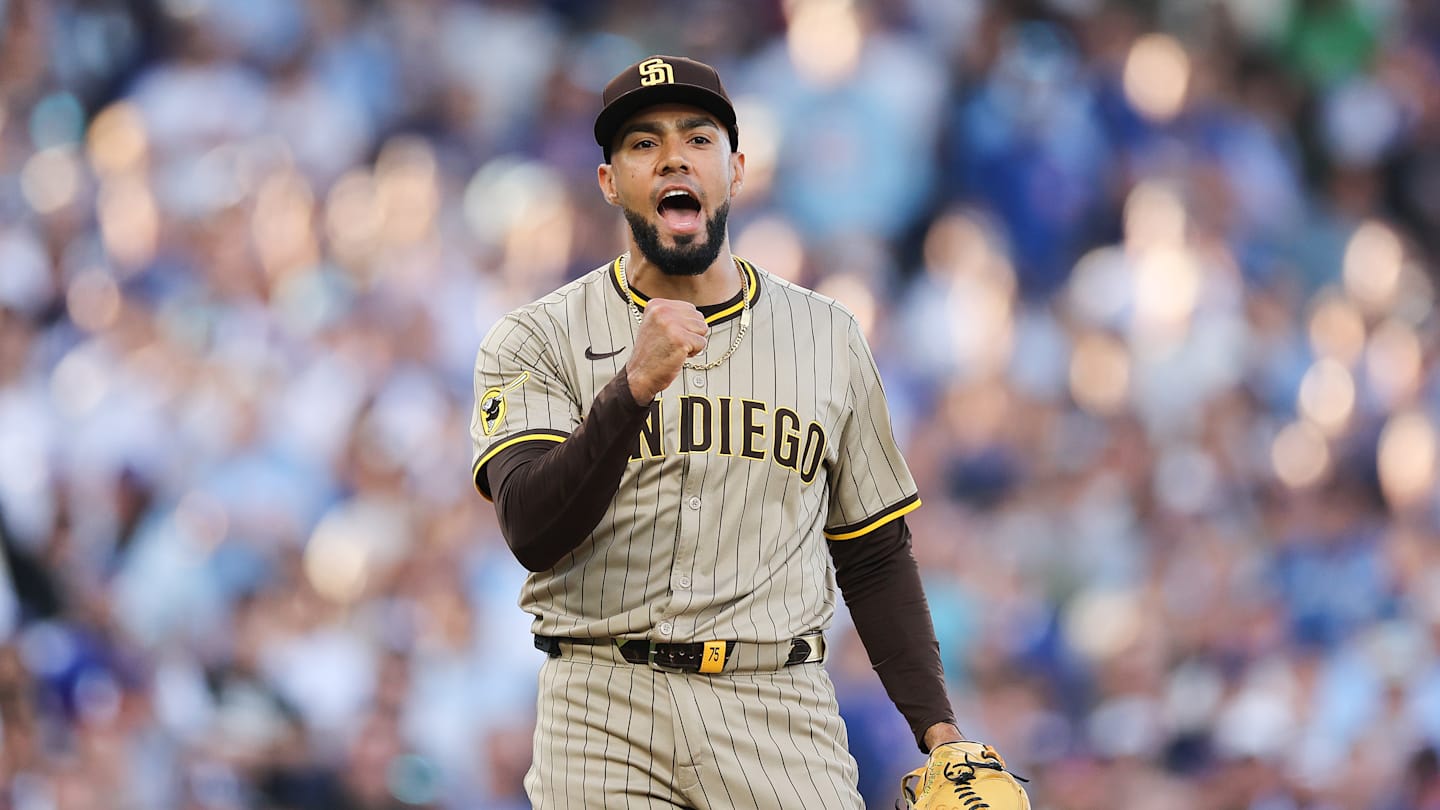 Wild Card Series - San Diego Padres v Chicago Cubs - Game Two