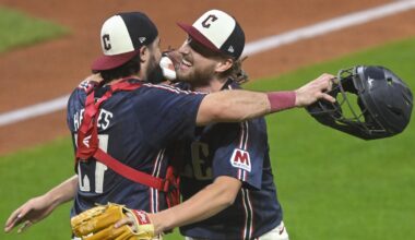 Stephen Vogt makes head-turning claim about Austin Hedges' role on Guardians