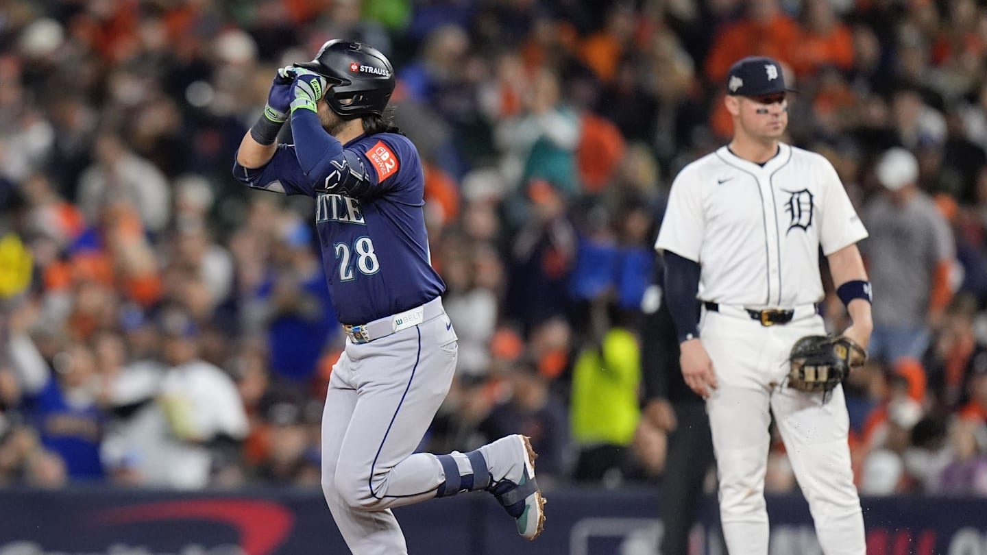 Red Sox Reportedly Could Pivot To Mariners 49-HR Slugger After Kyle Schwarber Miss