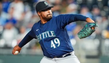 Diamondbacks Sign Former Mariners Reliever
