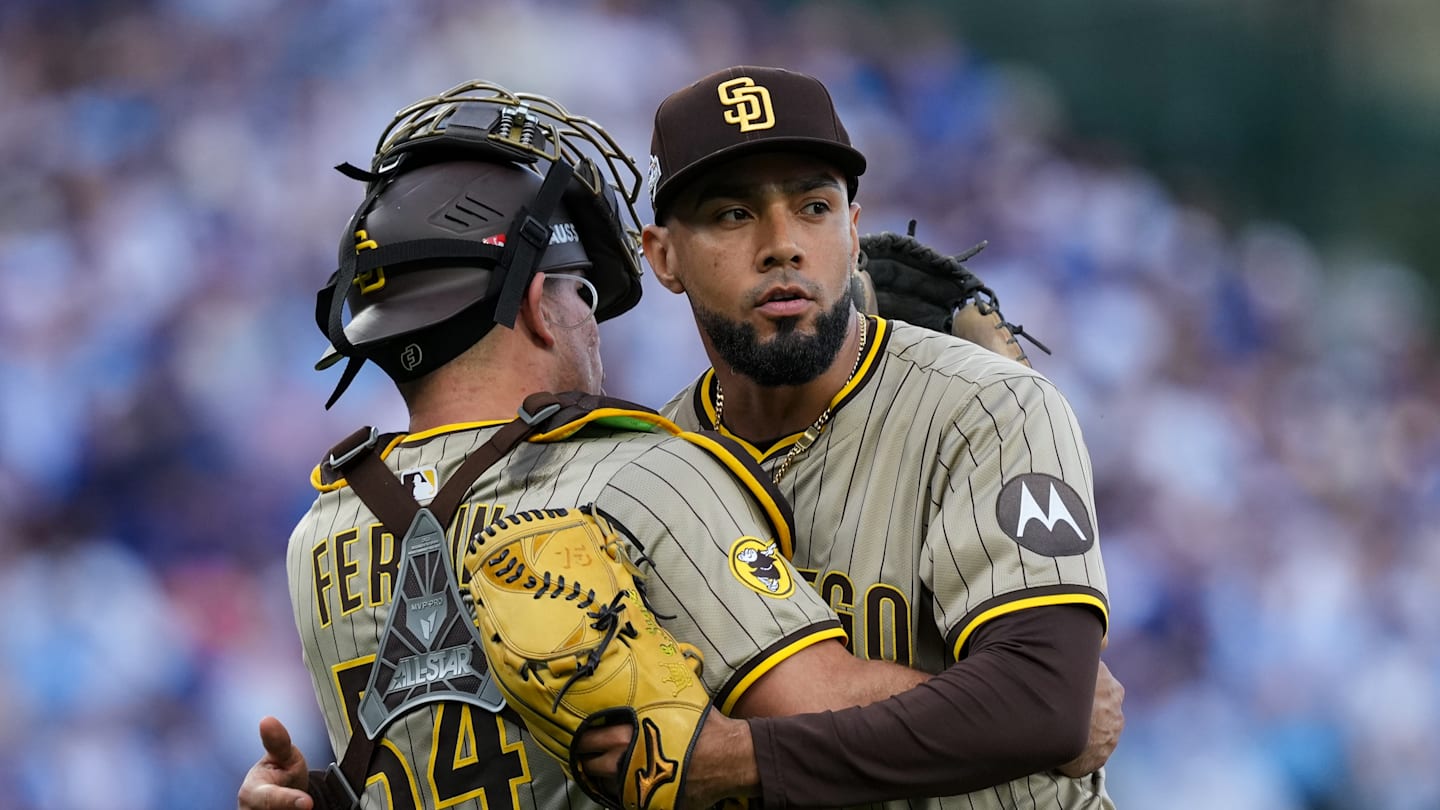 Wild Card Series - San Diego Padres v Chicago Cubs - Game 2