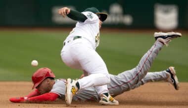 Former Angels Shortstop Signs With AL West Rival