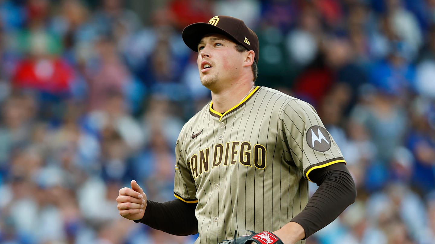 Wild Card Series - San Diego Padres v Chicago Cubs - Game Two