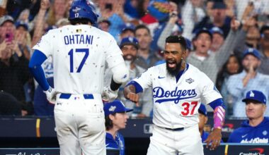 World Series - Toronto Blue Jays v Los Angeles Dodgers - Game 3