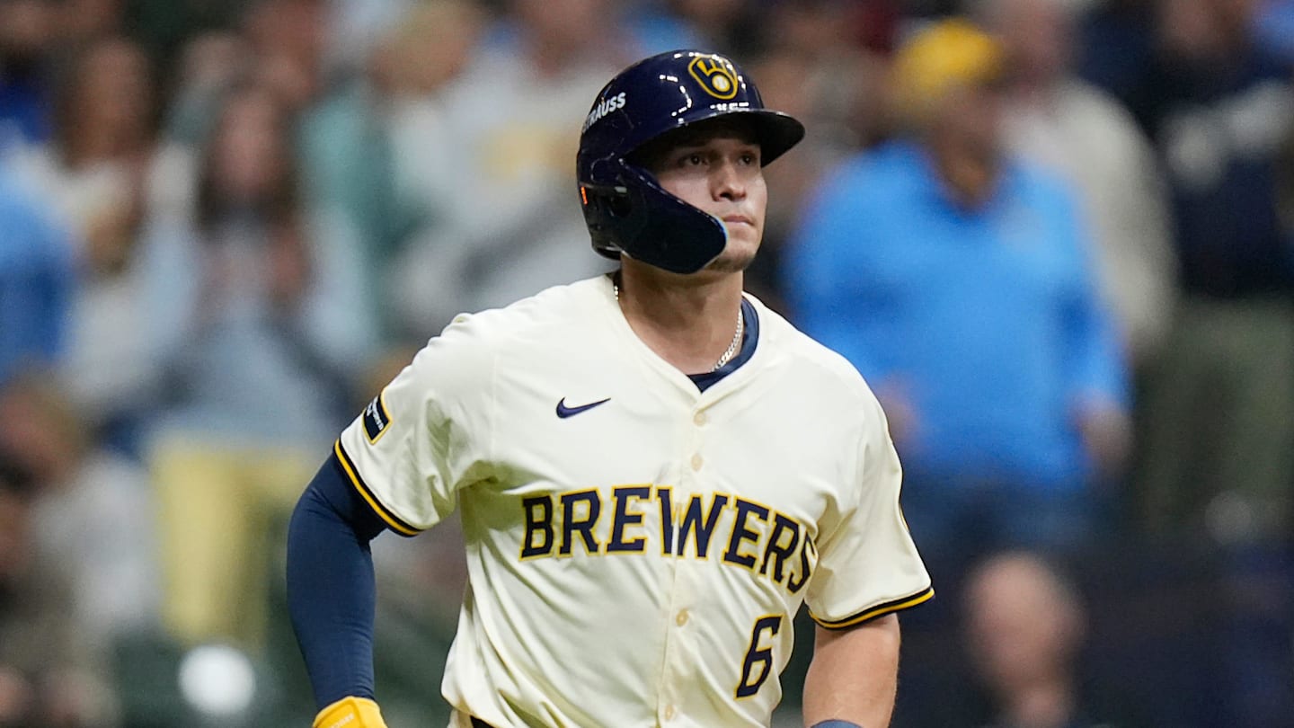 Brewers Trade Isaac Collins to Royals After Strong Rookie Season