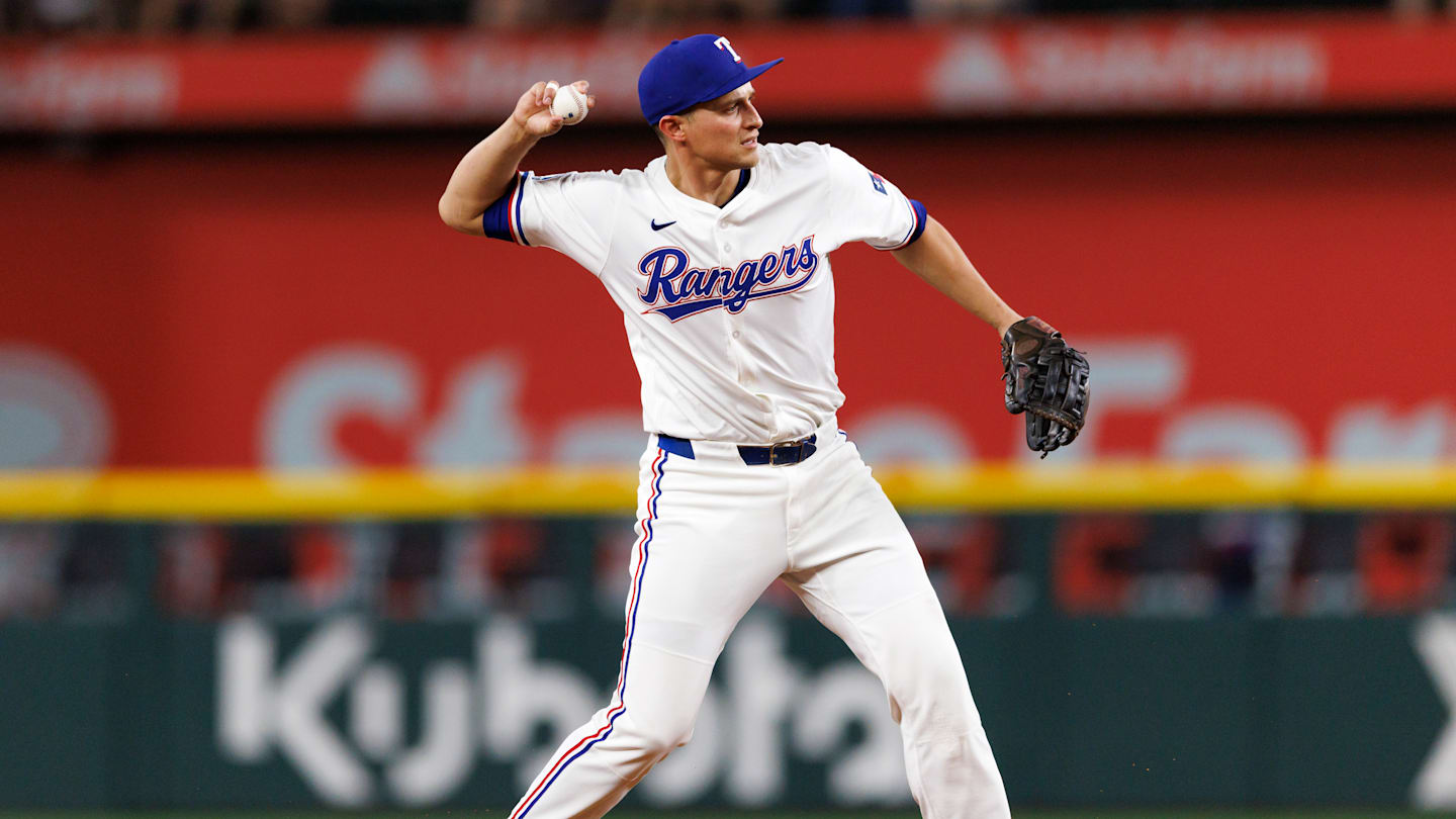 Los Angeles Angels v Texas Rangers
