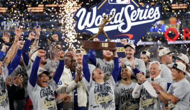 World Series - Los Angeles Dodgers v Toronto Blue Jays - Game Seven