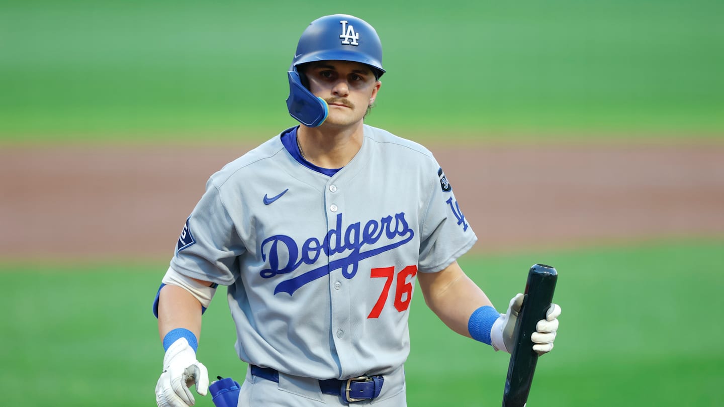 Los Angeles Dodgers v Pittsburgh Pirates