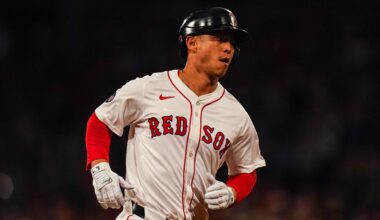 Mariners' Next Steps Should Be Obvious After Rob Refsnyder Signing