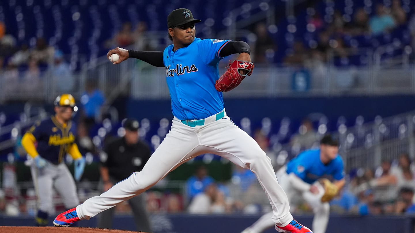 Milwaukee Brewers v Miami Marlins