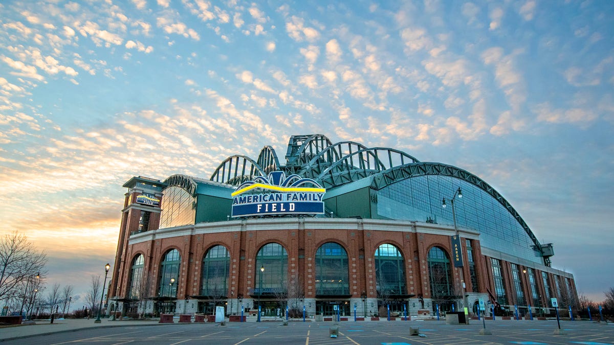 Milwaukee Brewers development should pay attention to home