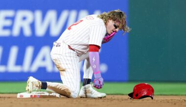 Phillies Predicted to Lose Gold Glover to Dodgers in Free Agency